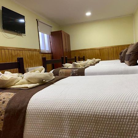 Hostal America En Puerto Natales Kültér fotó