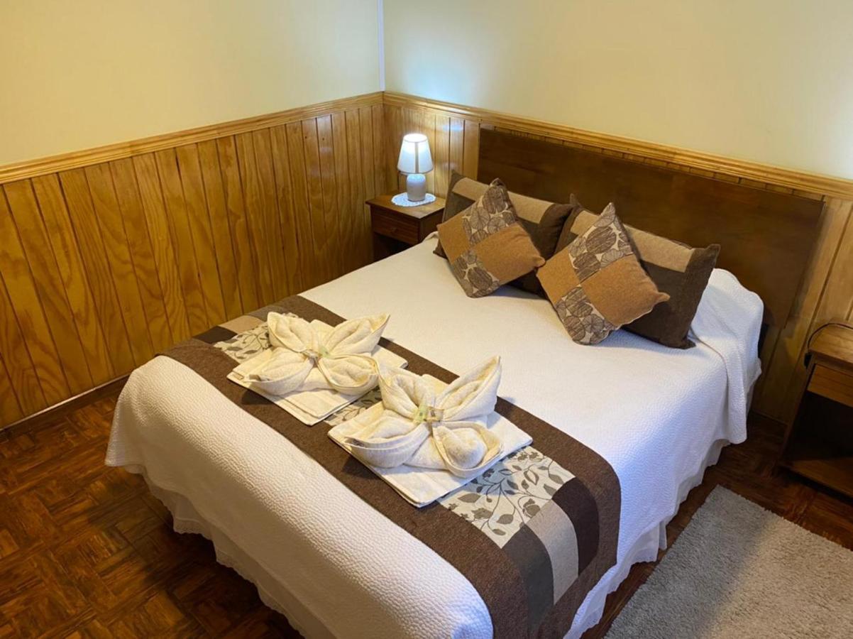 Hostal America En Puerto Natales Kültér fotó