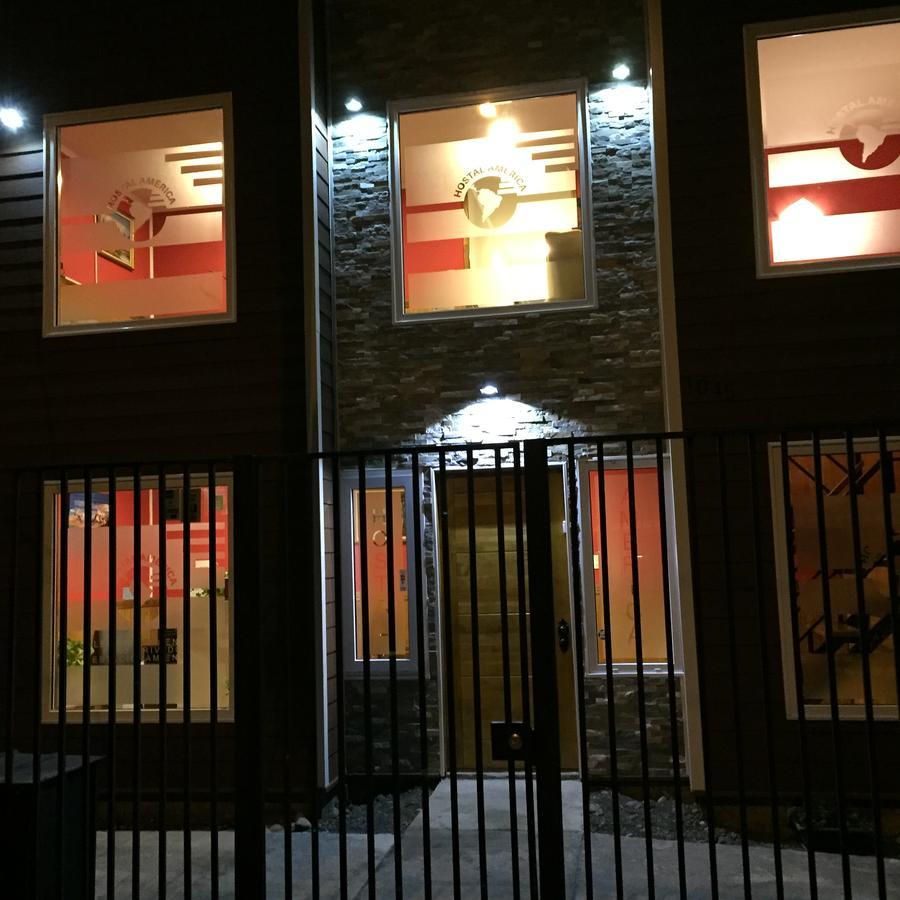 Hostal America En Puerto Natales Kültér fotó